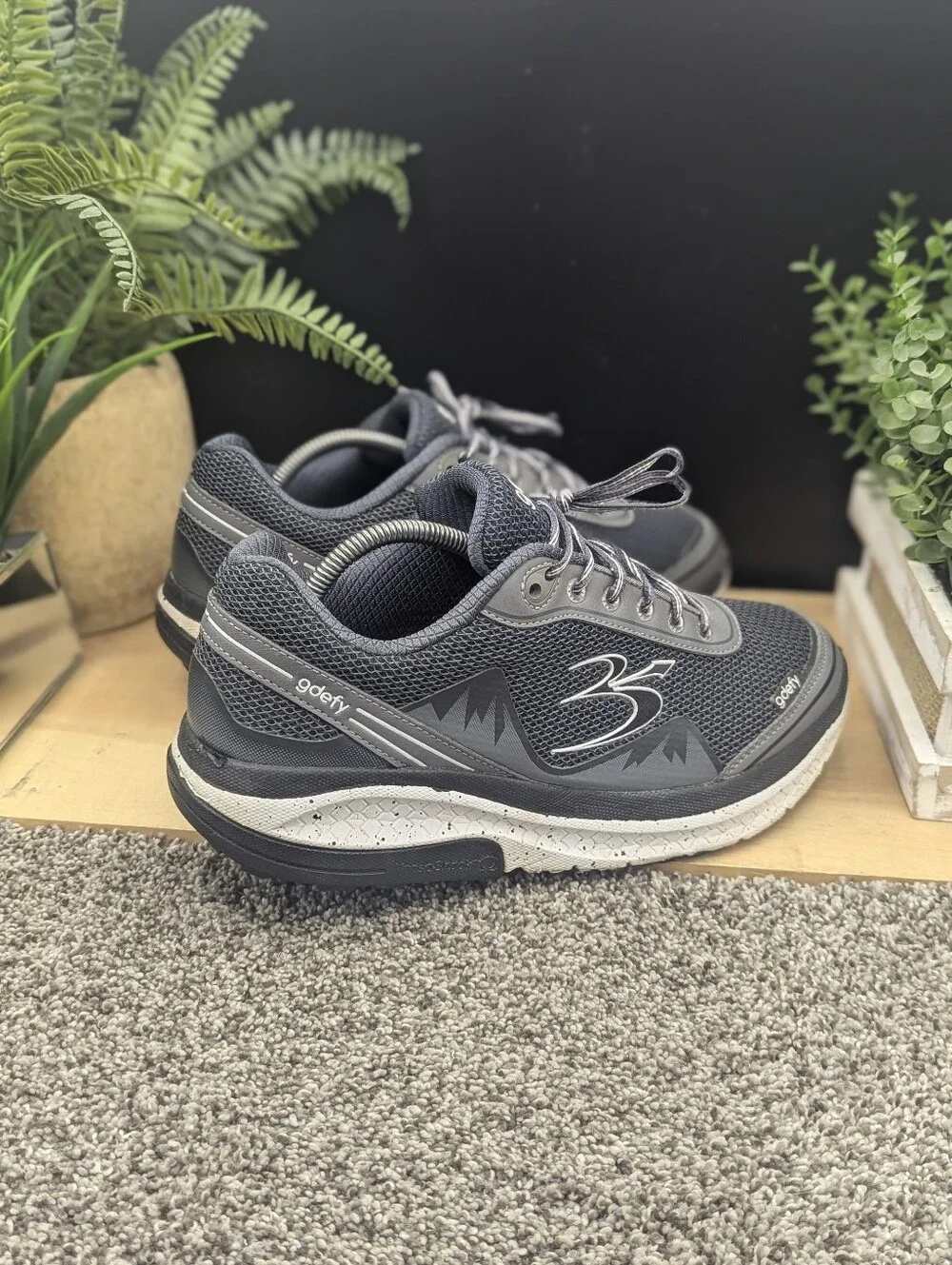 Gravity Defyer Mighty Walk Mens Size 10 Gray Athletic Running Shoes Sneakers